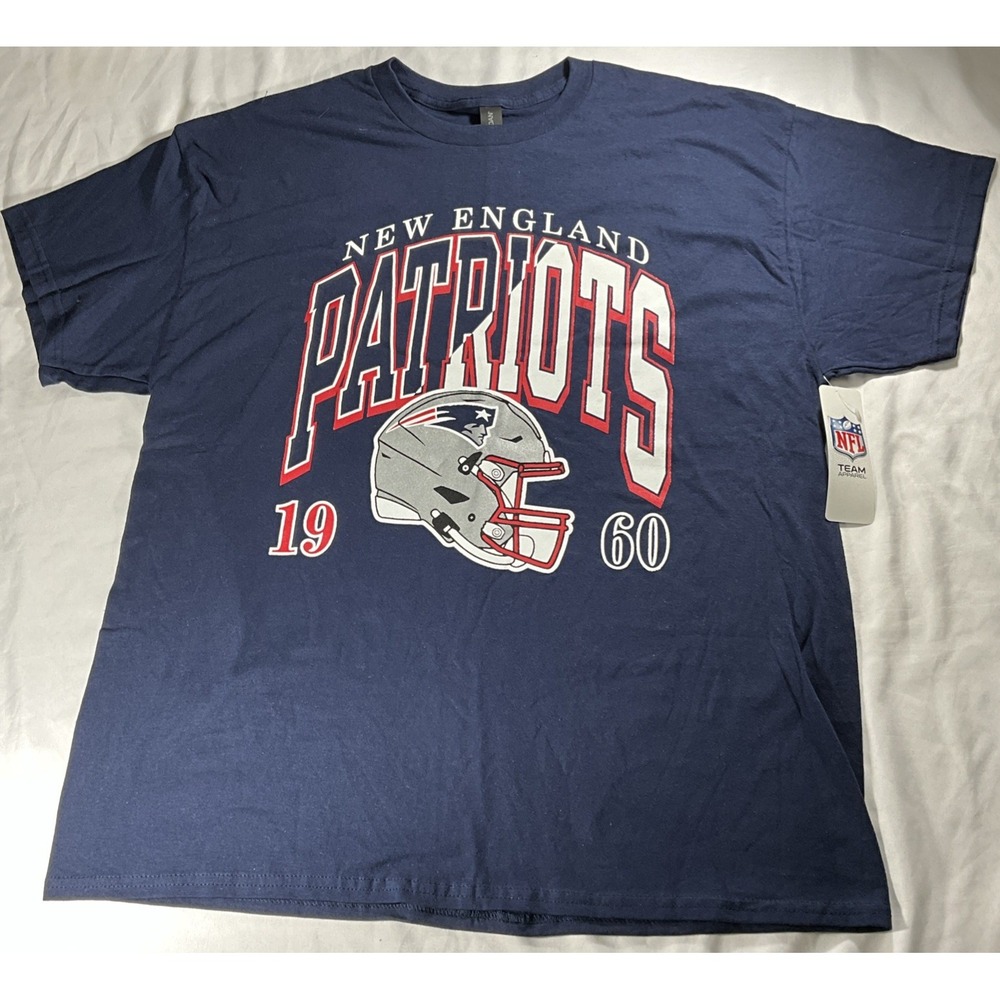 New England Patriots 1960 Red/White/Blue Graphic Shirt Men's XL